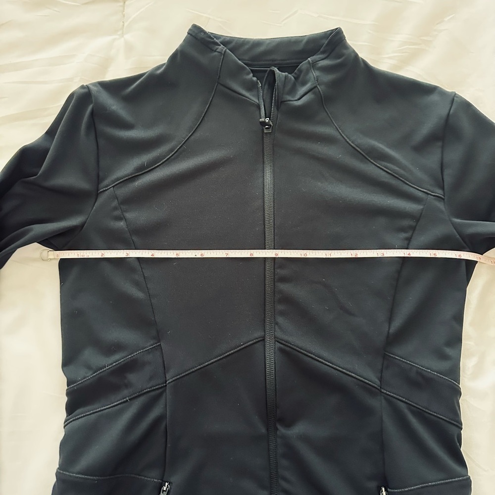 Slim Fit Workout Jacket - Picture 9 of 10